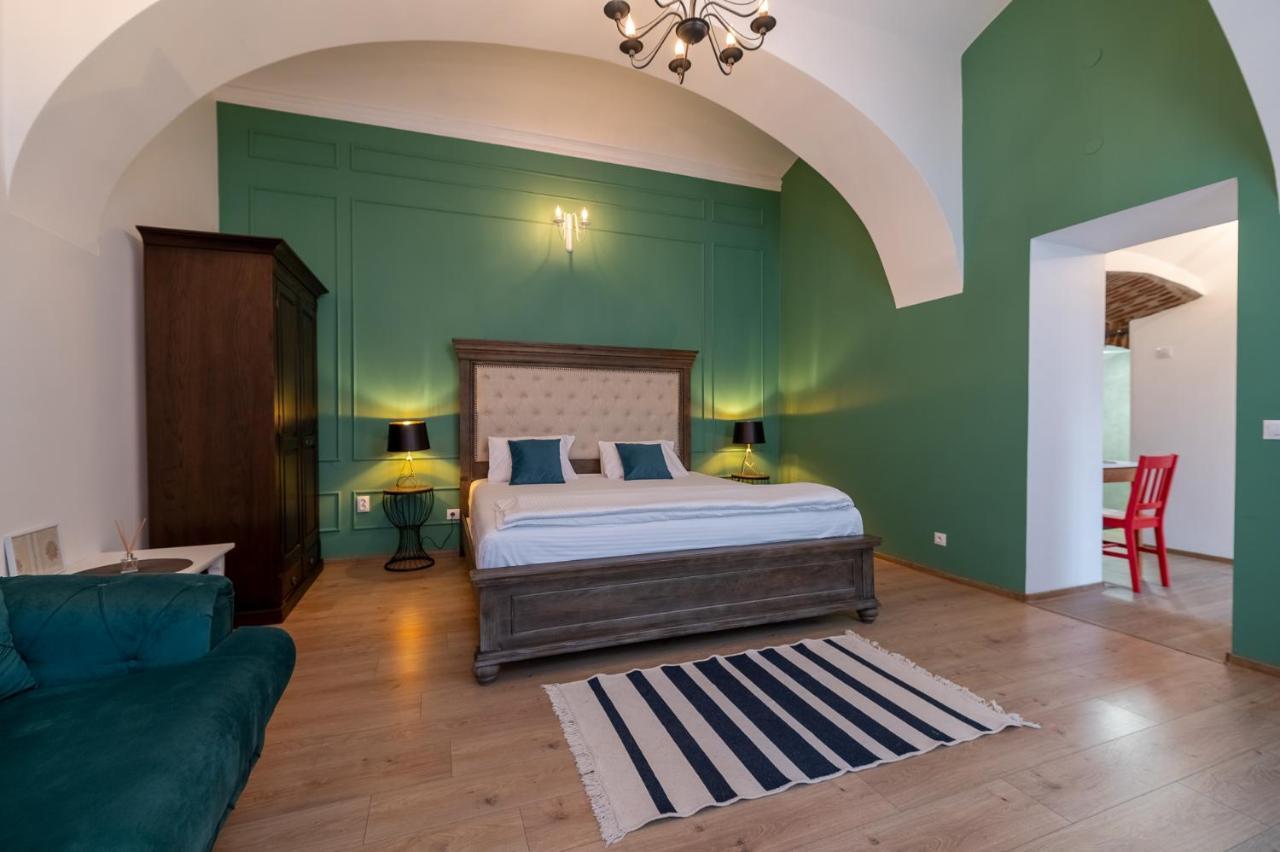 Apartment Green Сибиу Екстериор снимка