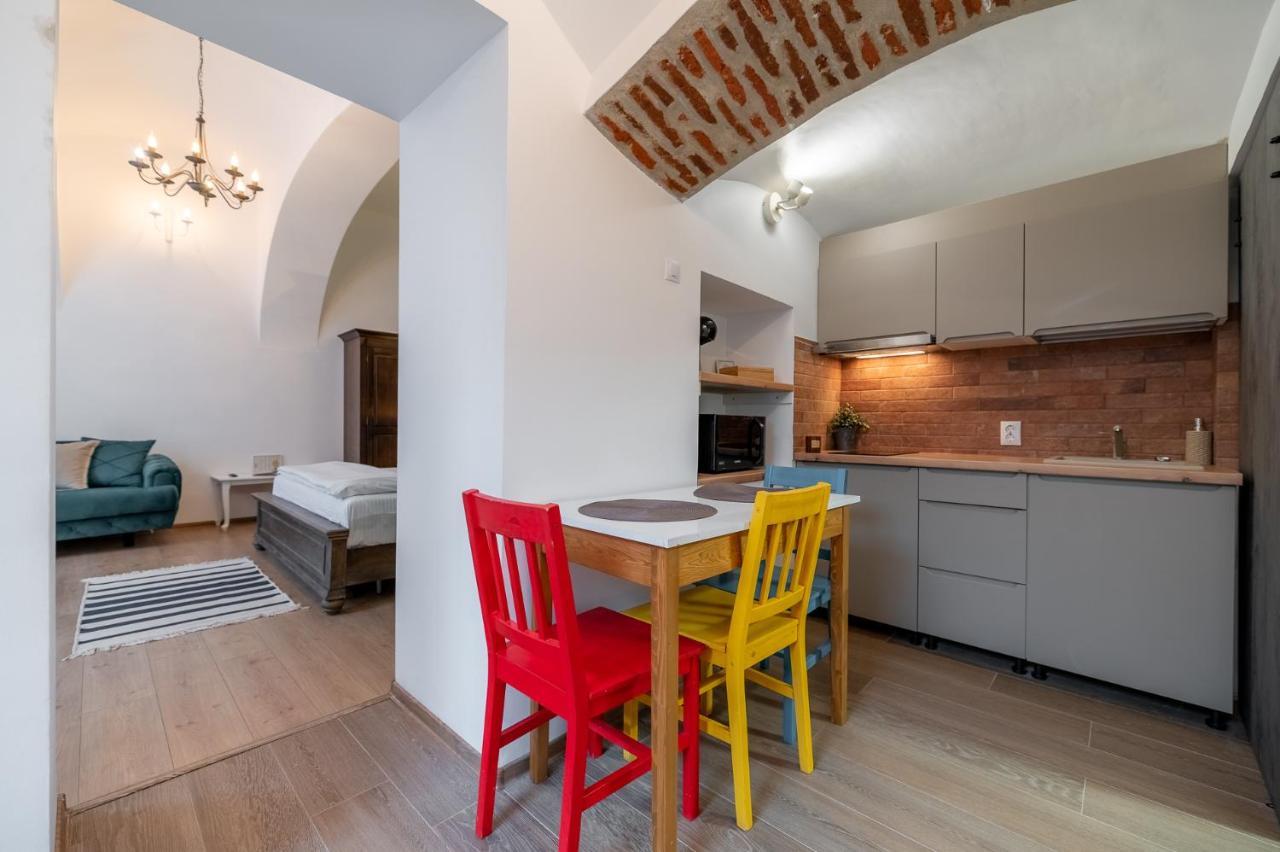 Apartment Green Сибиу Екстериор снимка